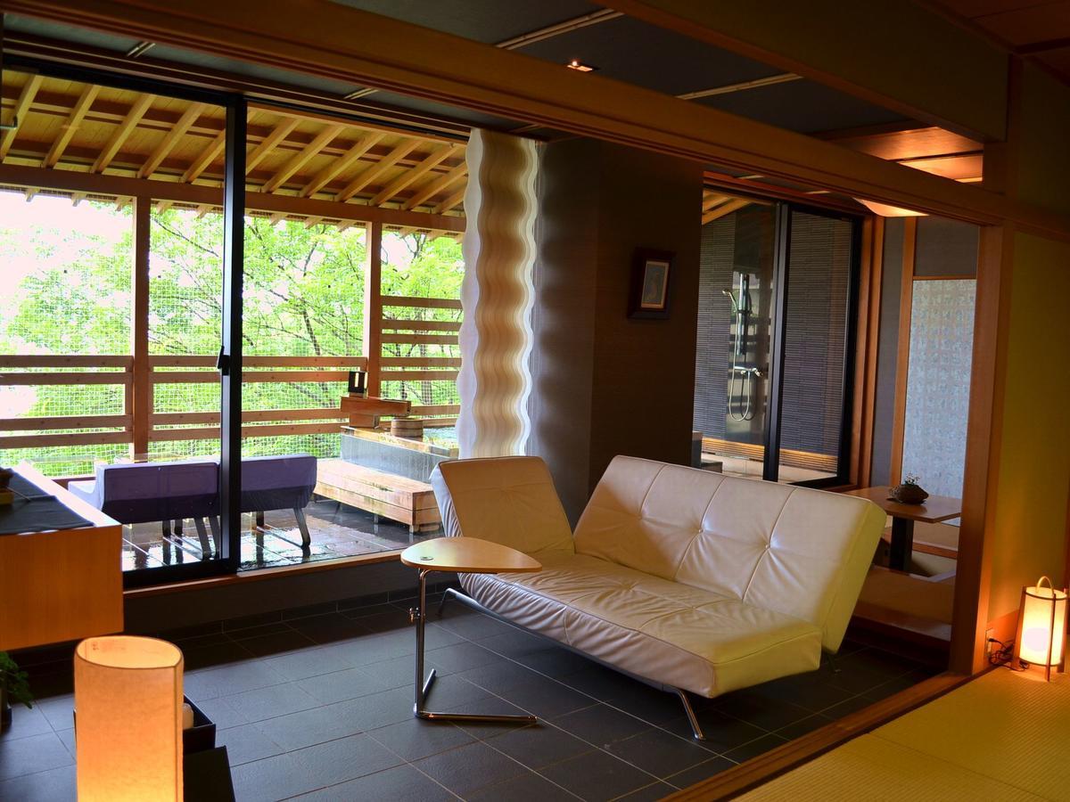 Hotel Yamashiro Onsen Midori No Yado Bansyoukaku Kaga  Exterior foto